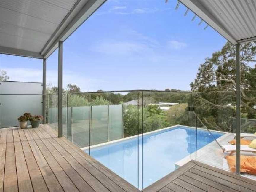 Lansdowne Villa - with swimming pool, Blairgowrie, VIC