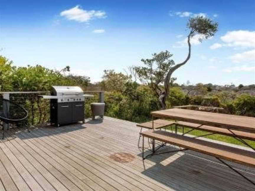 Dimmicks Retreat: 300m to beach, Blairgowrie, VIC