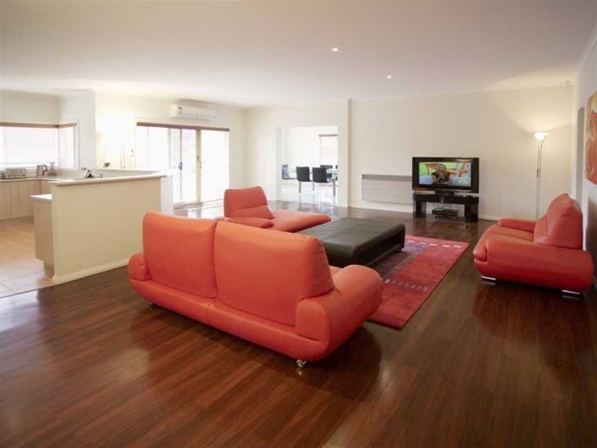 Serviced Houses - Bulla Hill, Bulla, VIC