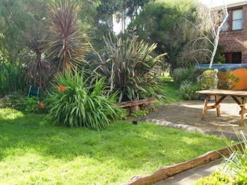 Farmhouse Flat Pet Friendly, Accommodation in Warrnambool