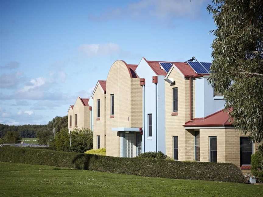 Deakin Warrnambool Units, Warrnambool, VIC