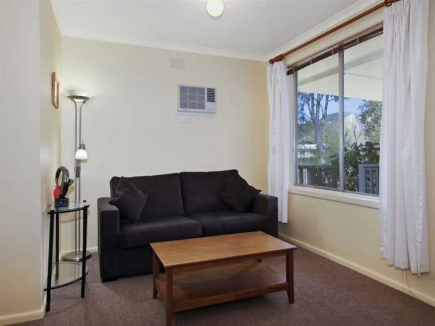 Snowstream Riverside Apartments - Unit 1, Bright, VIC