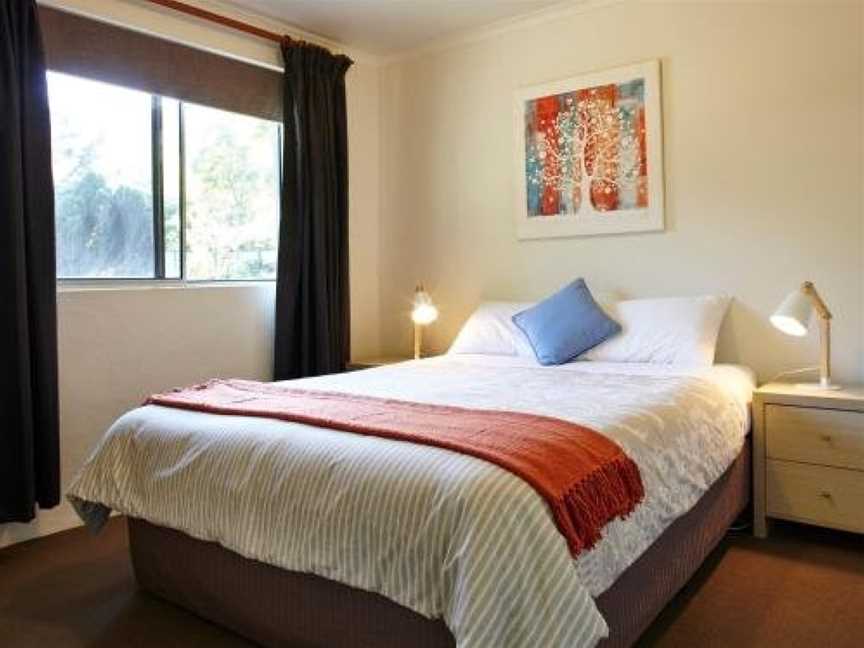 Willow Dene Holiday Apartments, Bright, VIC