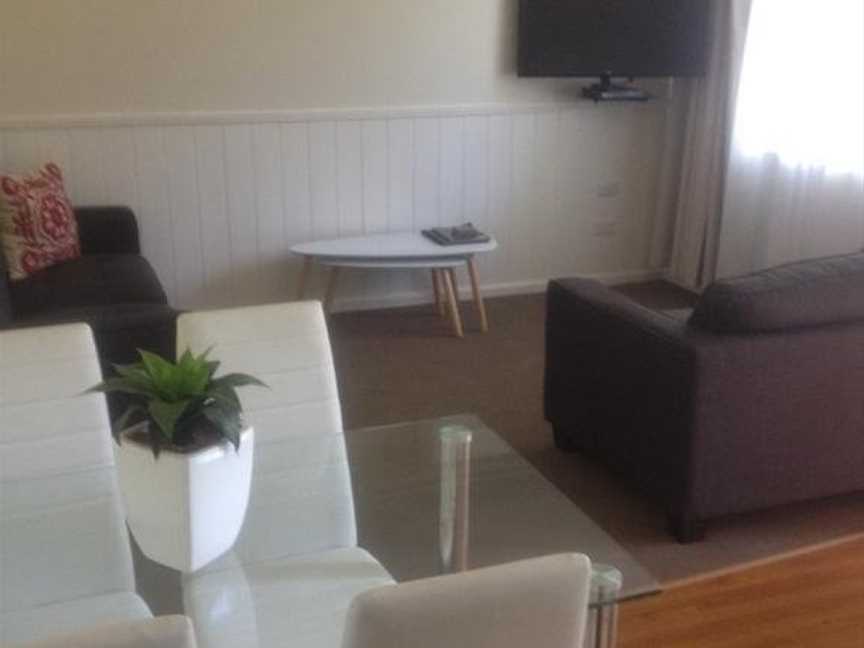 Viewhill holiday units, Bright, VIC