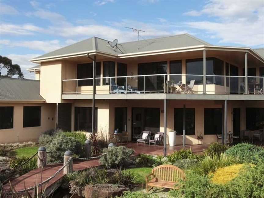 Hilltop Apartments Phillip Island, Cowes, VIC