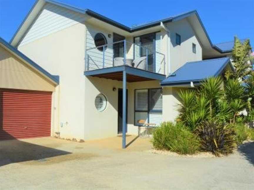 Ocean Whispers - Pets, WiFi, 300m Beach, 3 Bdrm, Linen, Cowes, VIC