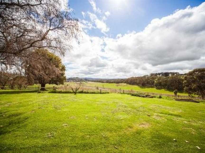 Sunnyside Cottage, Hesket, VIC