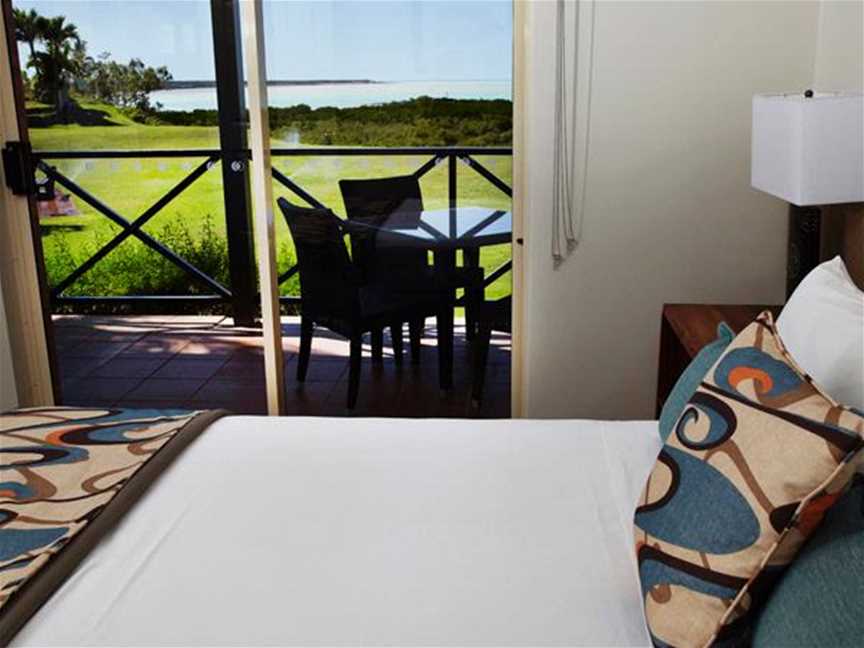 Moonlight Bay Suites, Accommodation in Broome