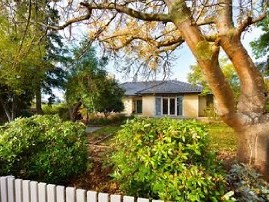 Main Retreat and Cottage, Hepburn Springs, VIC