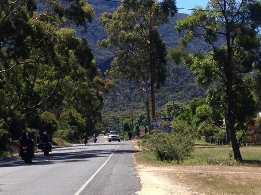 Glengarriff Townhouse 2, Halls Gap, VIC