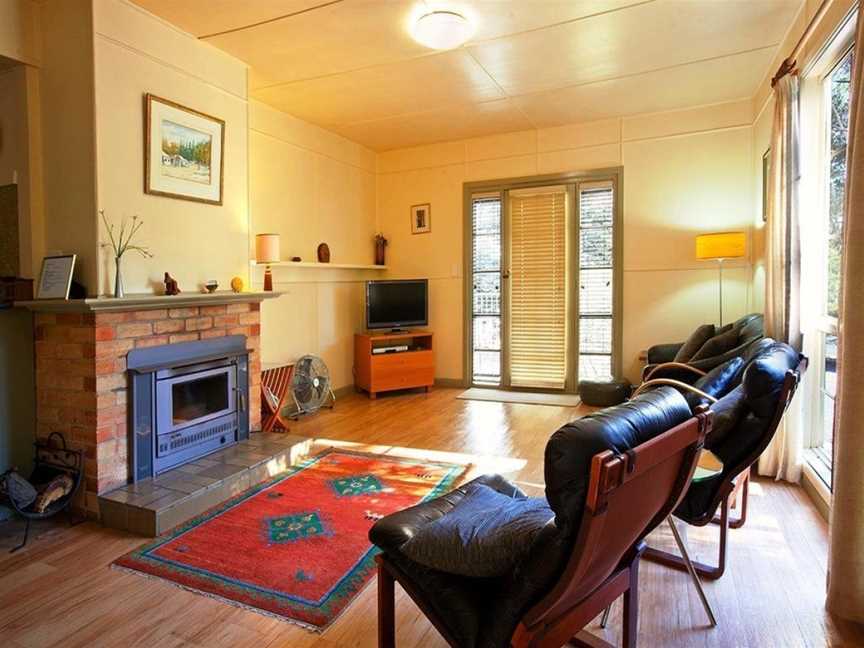 Noonameena Cottage, Halls Gap, VIC