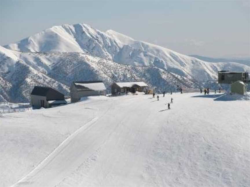 White Crystal Apartments, Hotham Heights, VIC