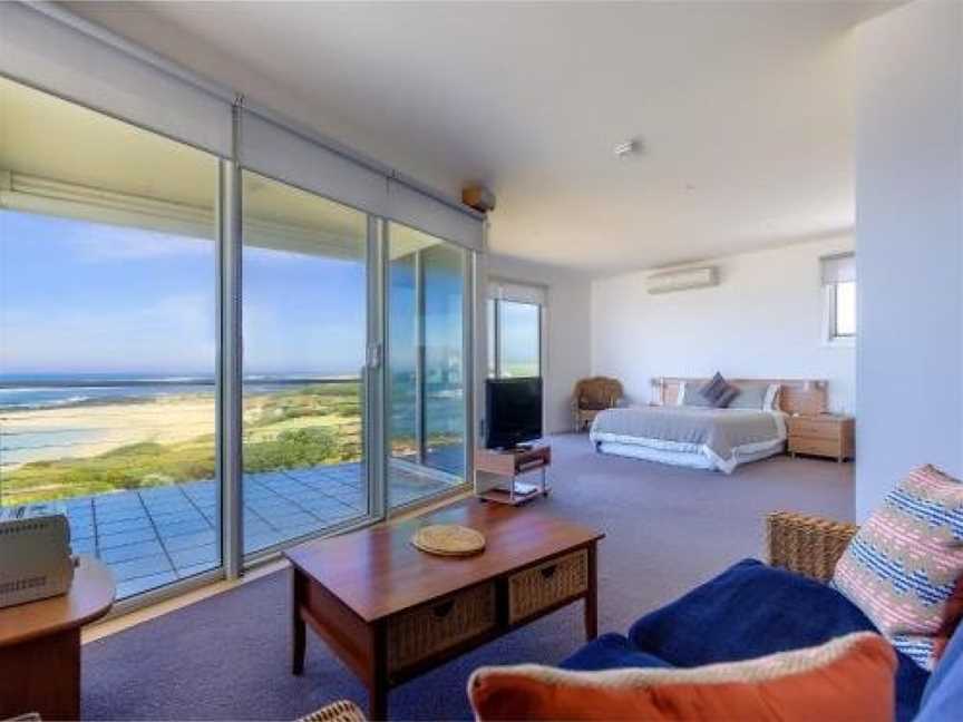 WYTONIA 3 PENTHOUSE, Port Fairy, VIC