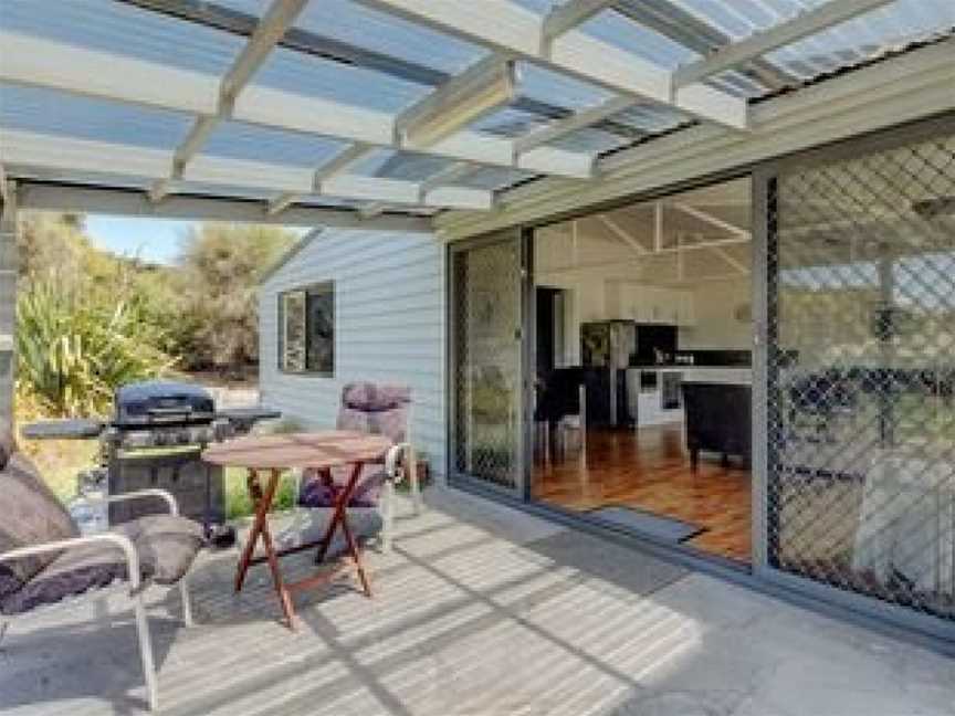 Lagoon's Bay Garden Pavillion 2, Port Fairy, VIC