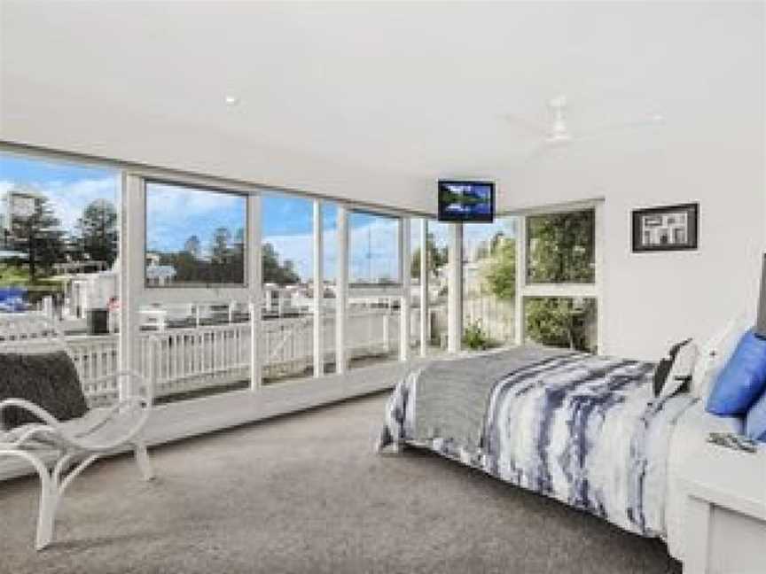 Boathouse Deck, Port Fairy, VIC