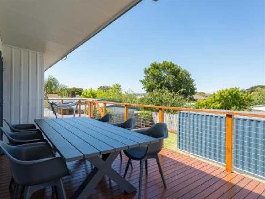 Upstairs Cottage On Beachurst, Dromana, VIC