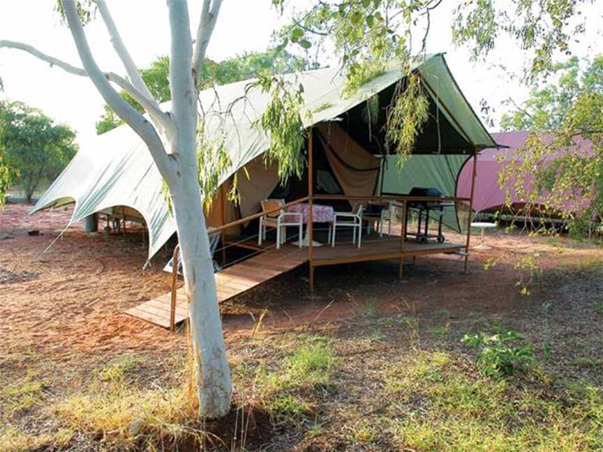 Chile Creek Community Creek, Accommodation in Dampier Peninsula