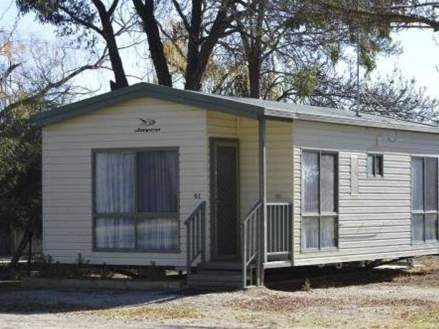 Kerang Cabins, Kerang, VIC