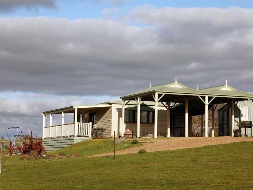 Clunes Cabins, Clunes, VIC