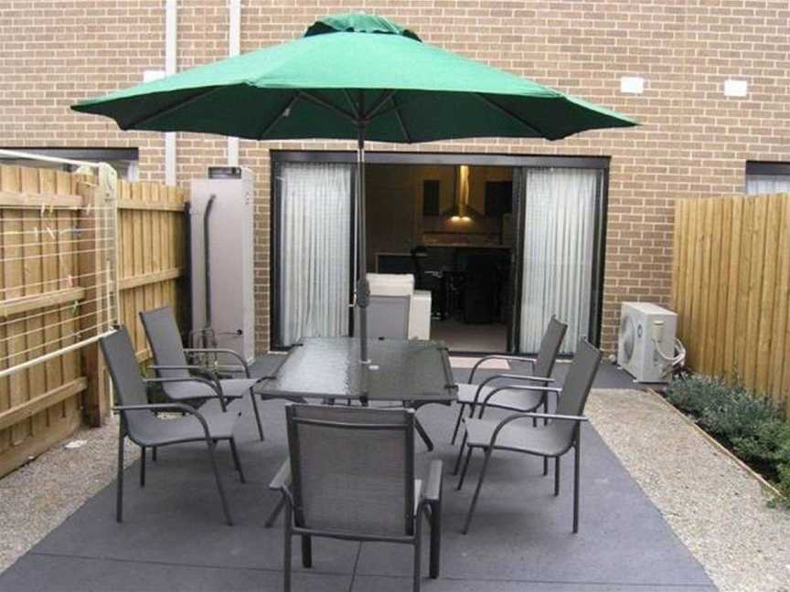 Insaa Serviced Apartments Dandenong, Dandenong, VIC