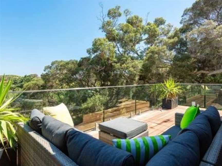 At Agnes Ave: coastal views, Blairgowrie, VIC