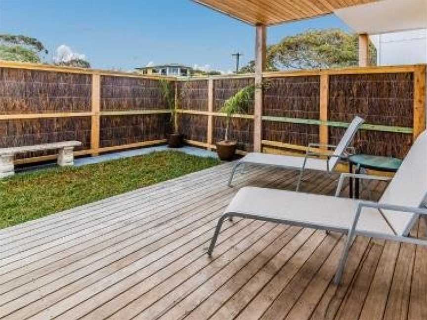 SWEEPING VIEWS - FREE WIFI & NETFLIX - PET FRIENDLY (OUTSIDE ONLY), Inverloch, VIC