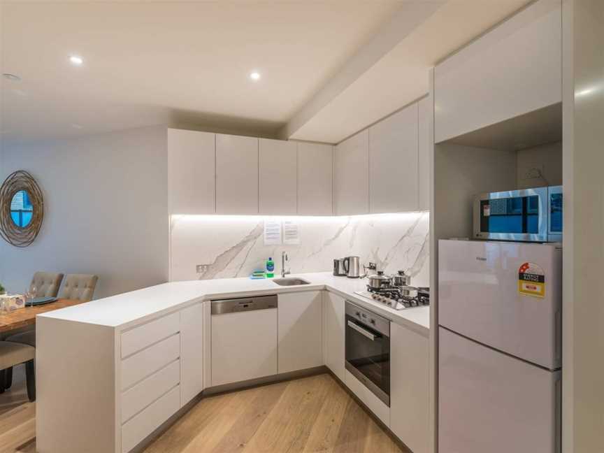 Lakeside 2 Bedroom Apartment, Melbourne CBD, VIC