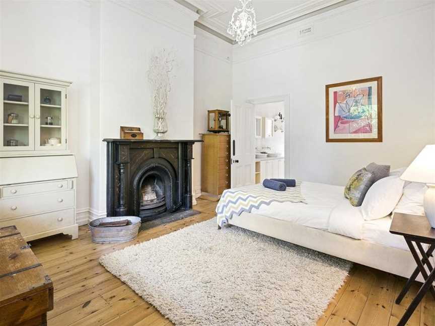 Windermere Fitzroy, 3 Bedroom, Edinburgh Gardens 350m - Rejuvenate Stays, Fitzroy North, VIC