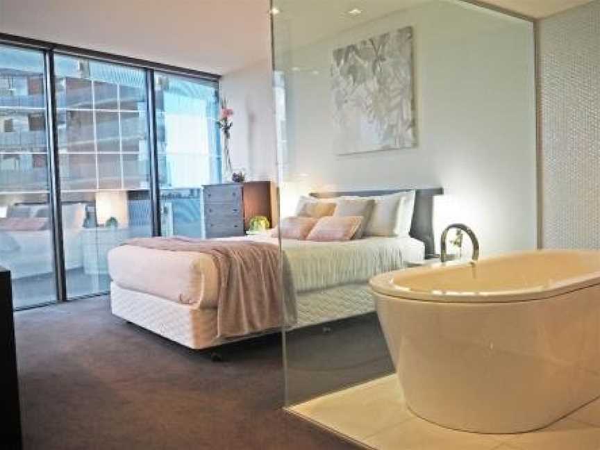 EVE  LUXURY 1BR + Car Space, Melbourne CBD, VIC