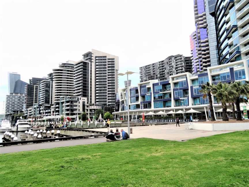 ReadySet Apartments on Central Pier, Docklands, VIC