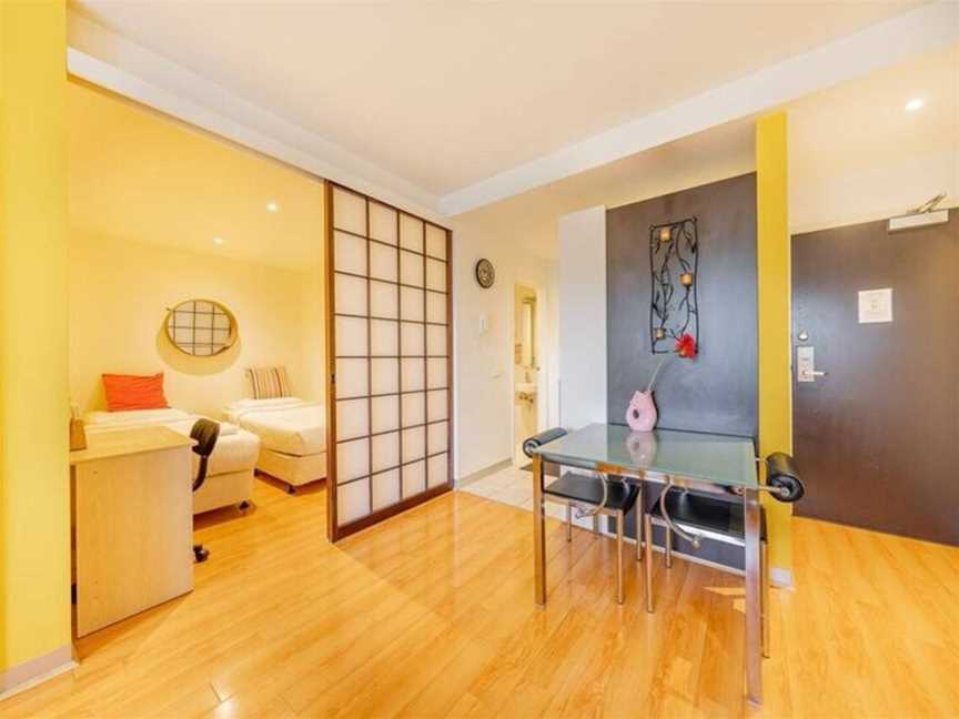 Swanston St Apt UniMelb, Carlton, VIC