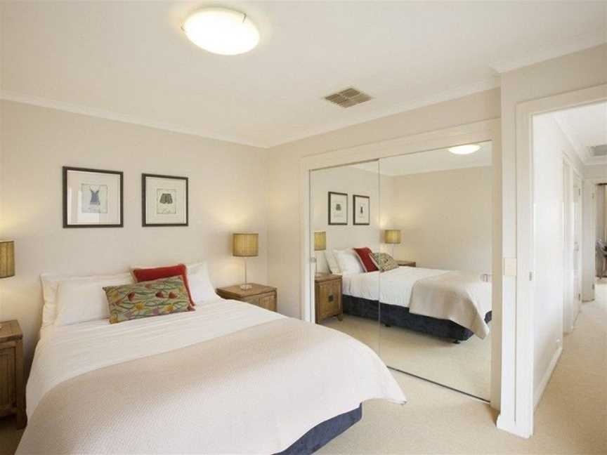 Boutique Stays - Pier Point, Port Melbourne, VIC