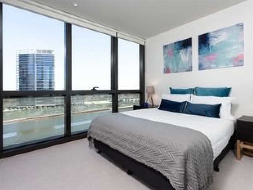 Wyndel Apartments - Riverside on Collins, Docklands, VIC