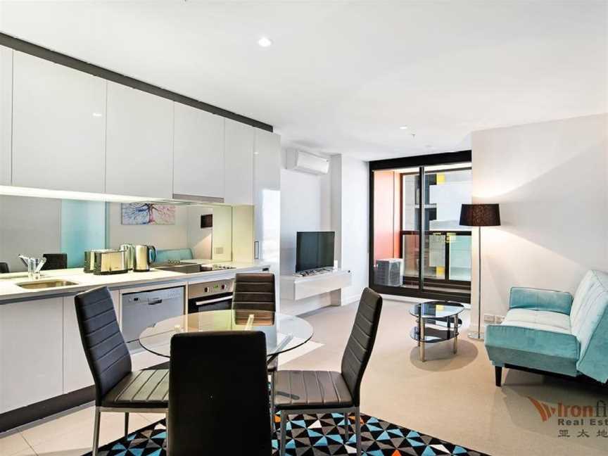 IFSuites (IFSTAYS) Upper West Side Apartment, Melbourne CBD, VIC