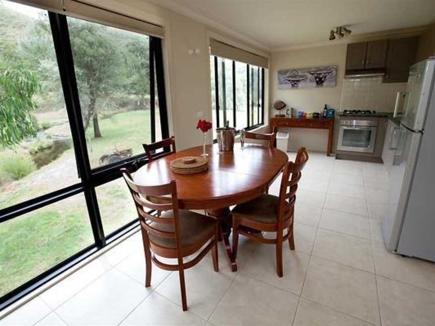 Toorongo River Chalets, Noojee, VIC