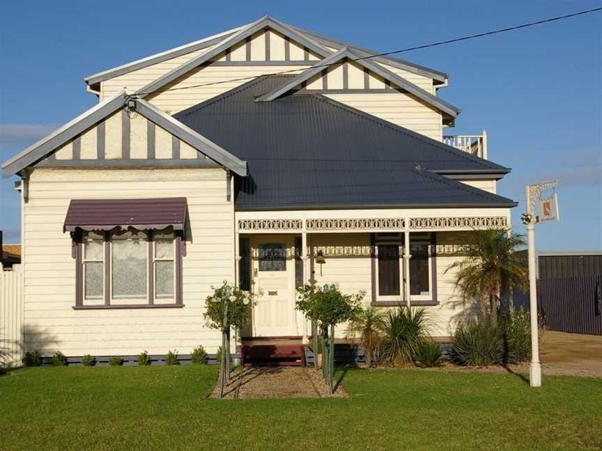 Pelican Sands Bed and Breakfast Hotel, Portarlington, VIC