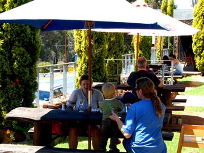 Pemberton Best Western Hotel, Accommodation in Pemberton