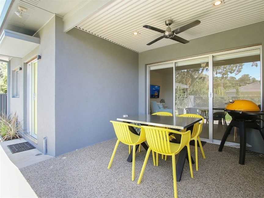 18 on Rayner - swish apartment Myrtleford, Myrtleford, VIC