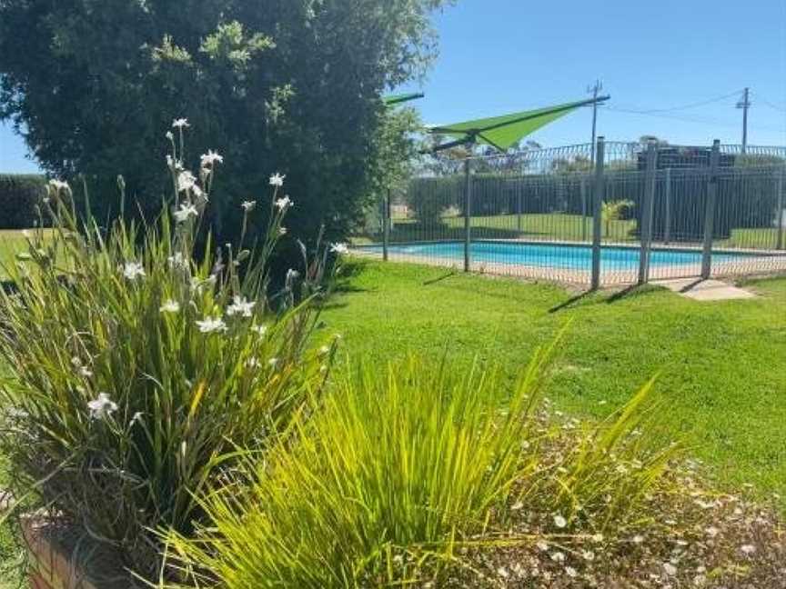 Sea Lake Motel-WITH POOL, Sea Lake, VIC