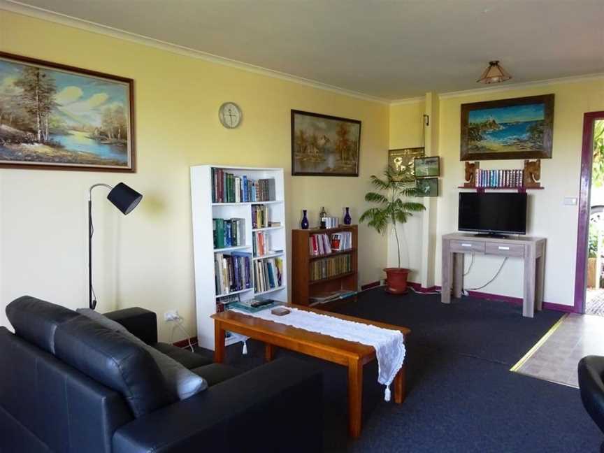 Cobden Crest Cottages, Cobden, VIC