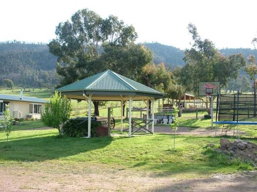 Halls on Falls Homestead, Strath Creek, VIC