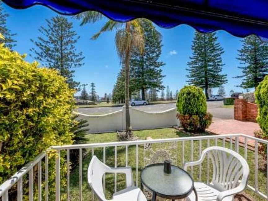 OCEAN BREEZE MOTEL, Port Macquarie, NSW