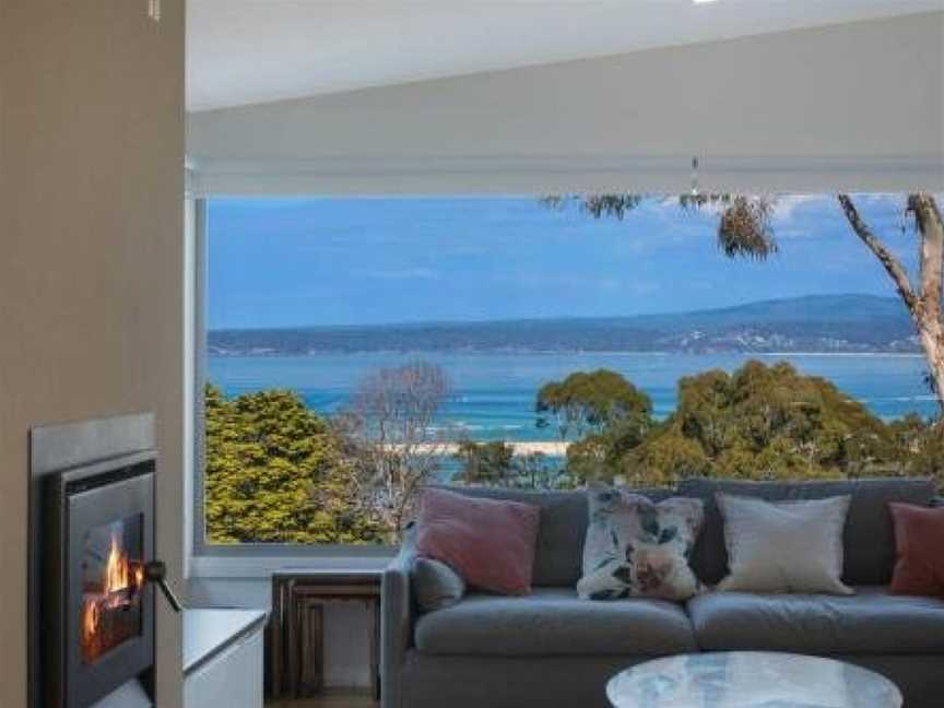 ADS on Collins - 4 bedroom and Pet Friendly, Merimbula, NSW