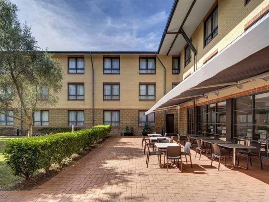 Travelodge Hotel Manly Warringah Sydney, Brookvale, NSW