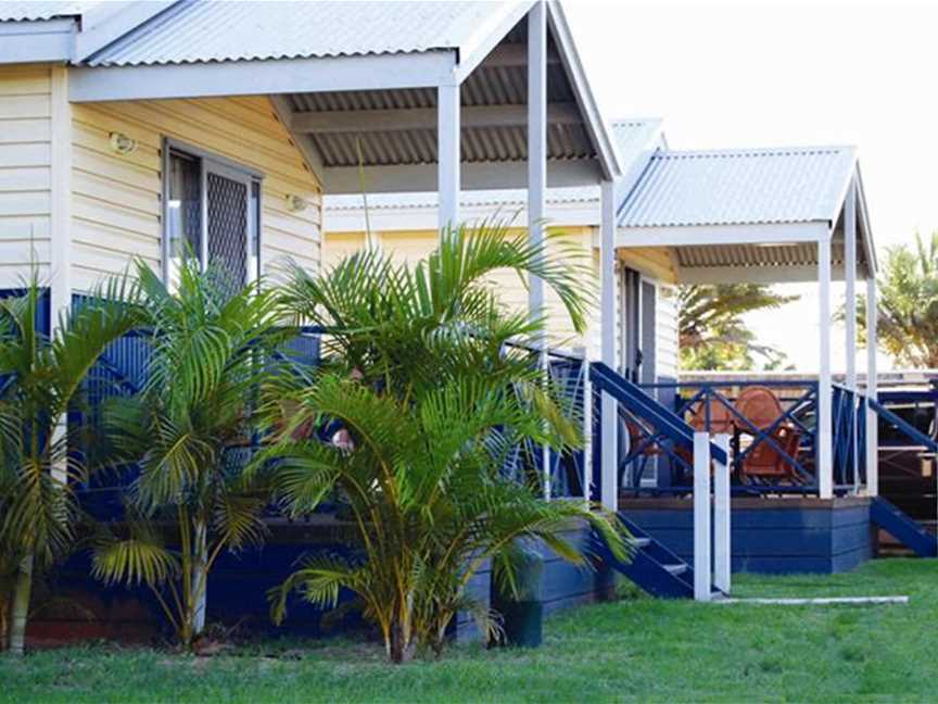 Coral Coast Tourist Park, Accommodation in Carnarvon