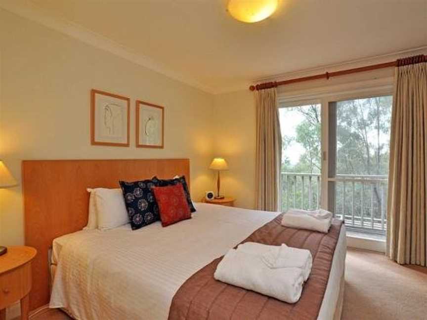 Villa Executive 2br Shiraz Resort Condo located within Cypress Lakes Resort (nothing is more central), Pokolbin, NSW