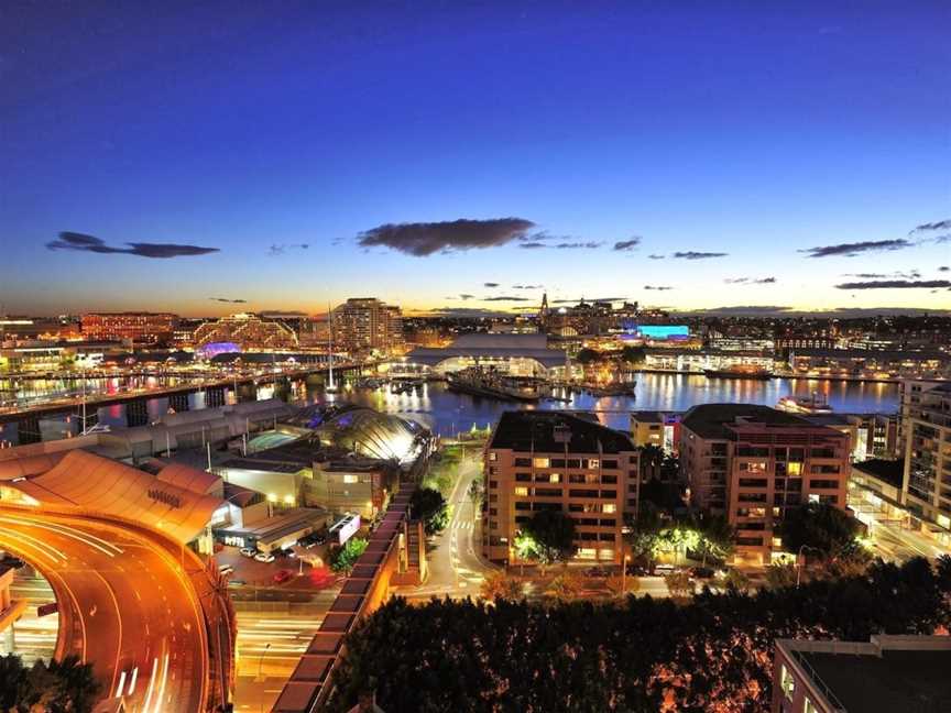 Metro Apartments On Darling Harbour, Sydney CBD, NSW