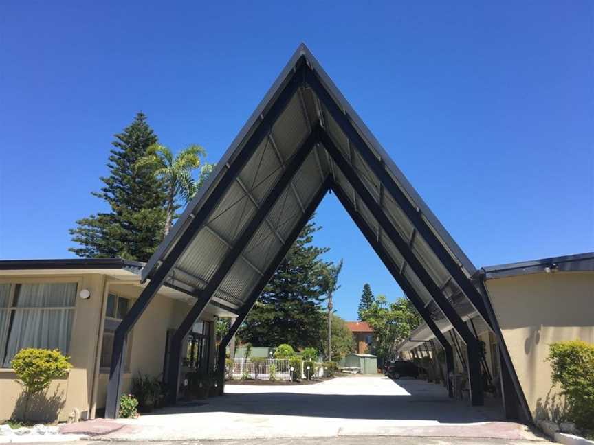 Belmont Palms Motel, Marks Point, NSW