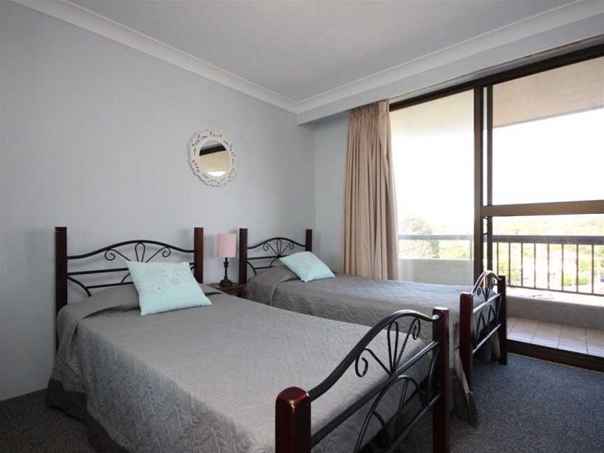 Pinnacle Unit 403, Forster, NSW