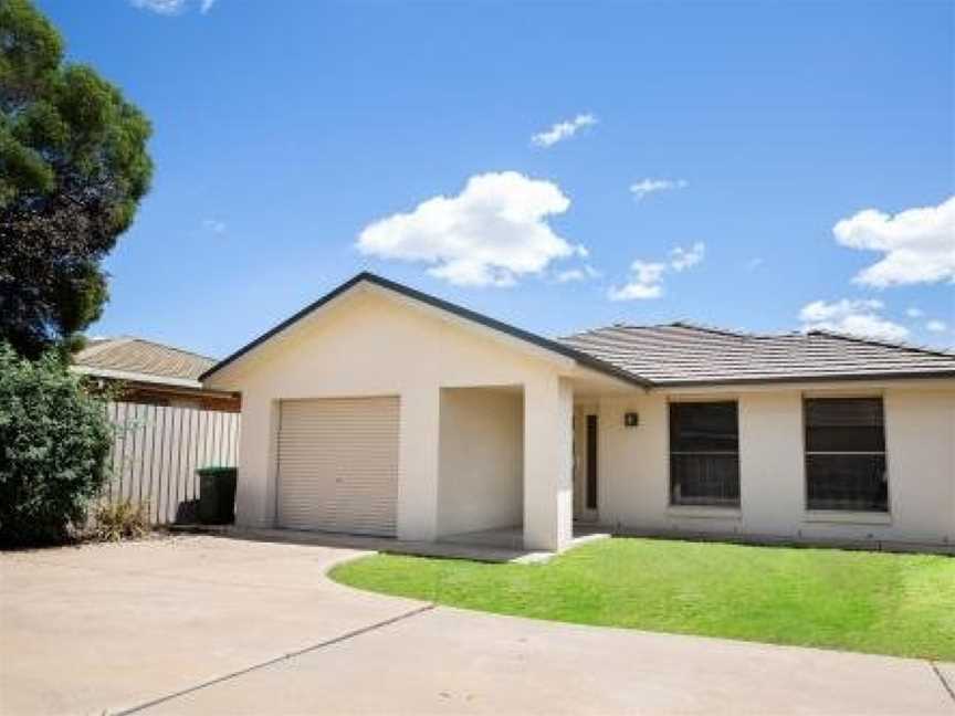 Lovely 3 Bed, 2 Bath in the City Centre, Wagga Wagga, NSW